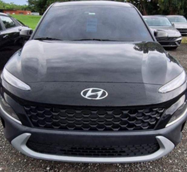 Hyundai Kona 2023 Negra